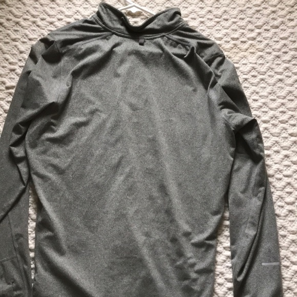 Nike men’s dry-fit sweater - Picture 2 of 3